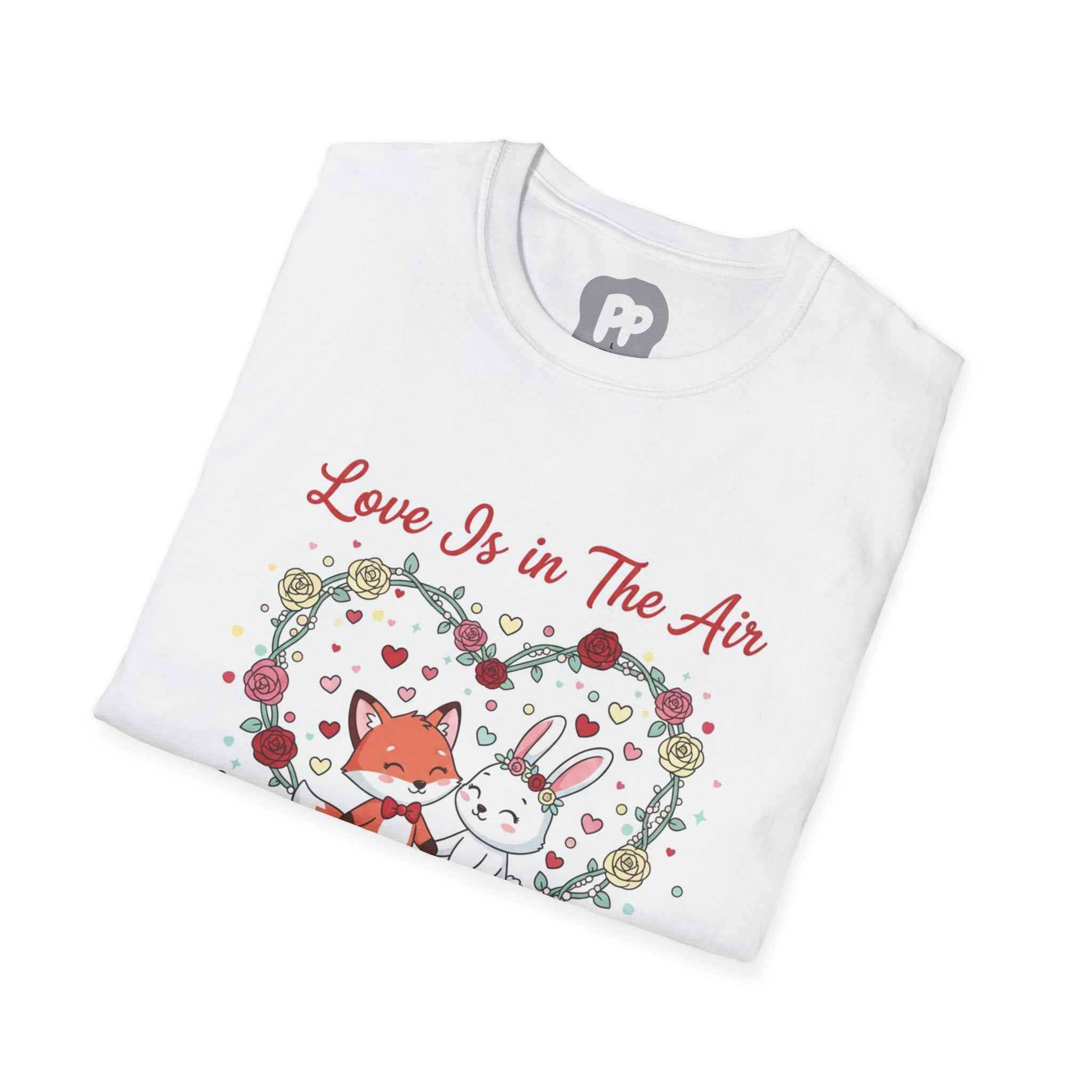 Love Is In The Air Fox And Rabbit Heart Wreath T-Shirt
